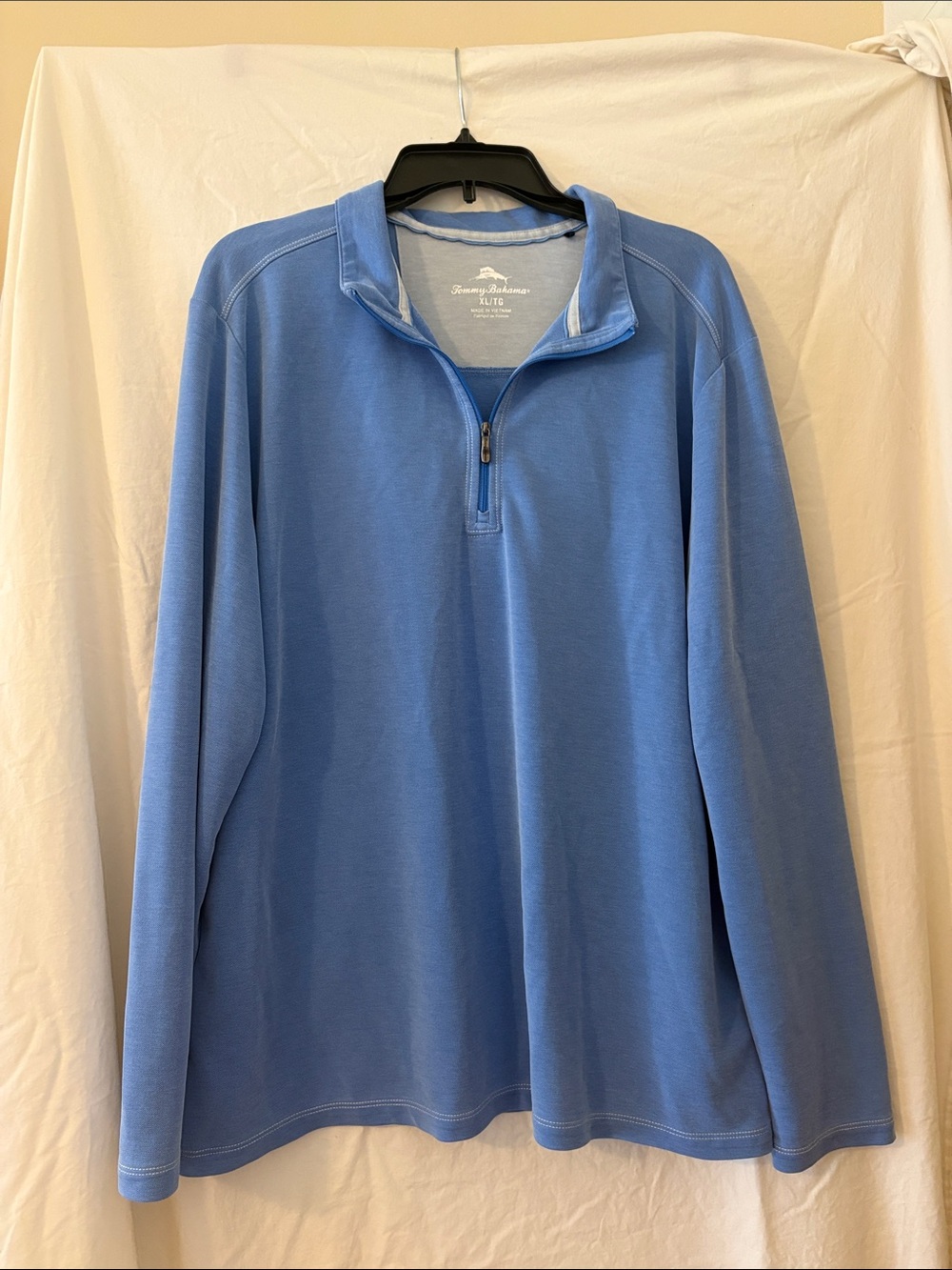 Tommy Bahama Men's Sky Blue Quarter Zip Pullover